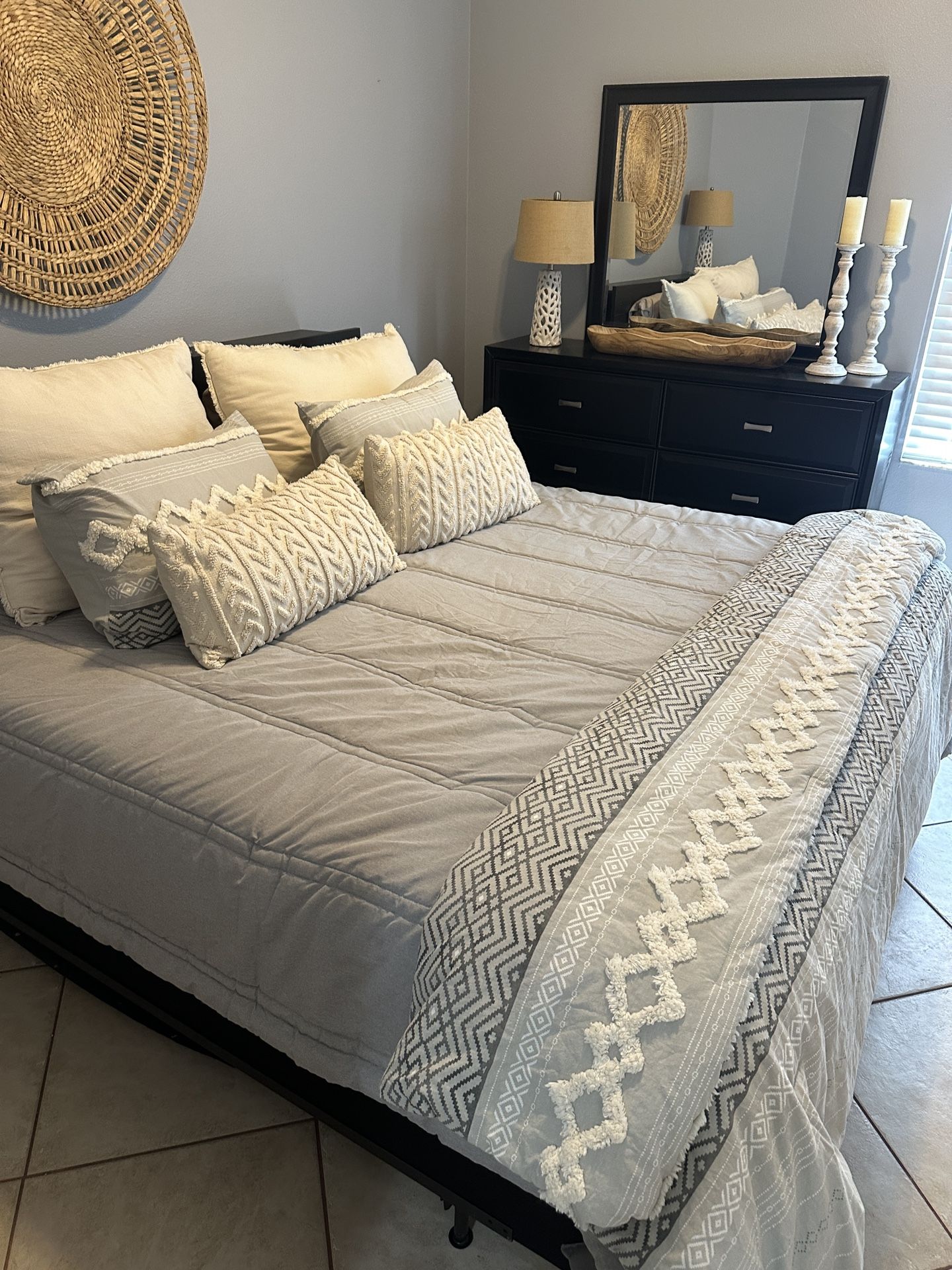 King Bedroom Set! 7 Pieces! Must Sell Moving Into An RV