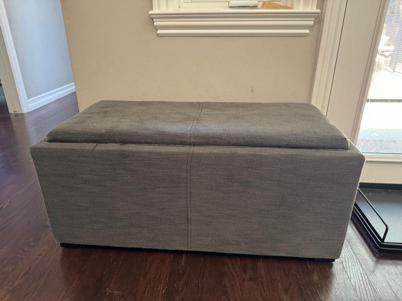 Gray Ottoman / Coffee Table with Removable Foot Stools