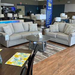 New Rent To Own Loveseat And Couch 