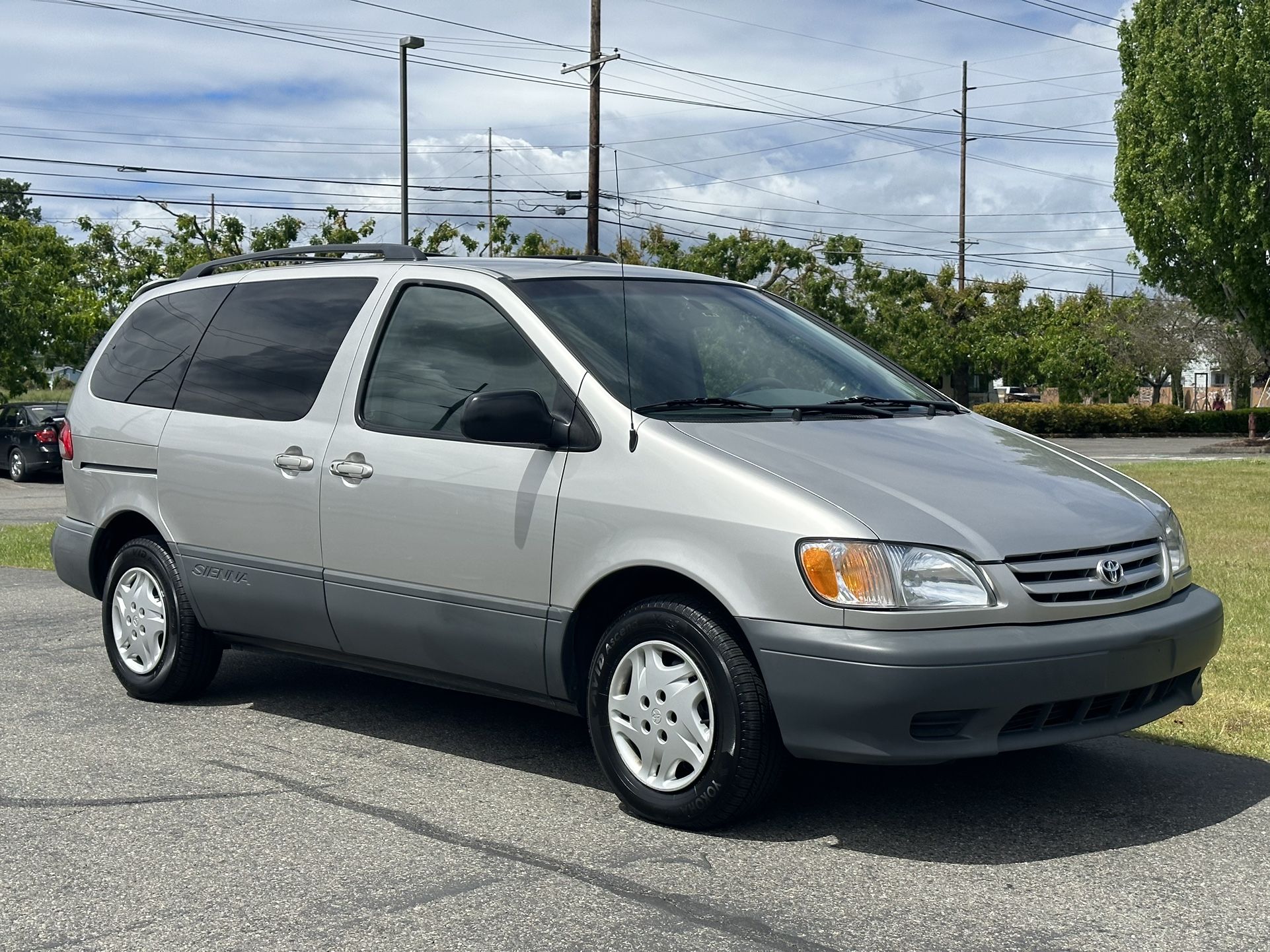 2002 Toyota Sienna for Sale in Tacoma, WA - OfferUp
