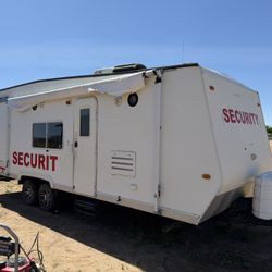 2007 23ft Attitude Toy Hauler – $6,000