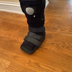 Orthopedic Boot Made By Mantras