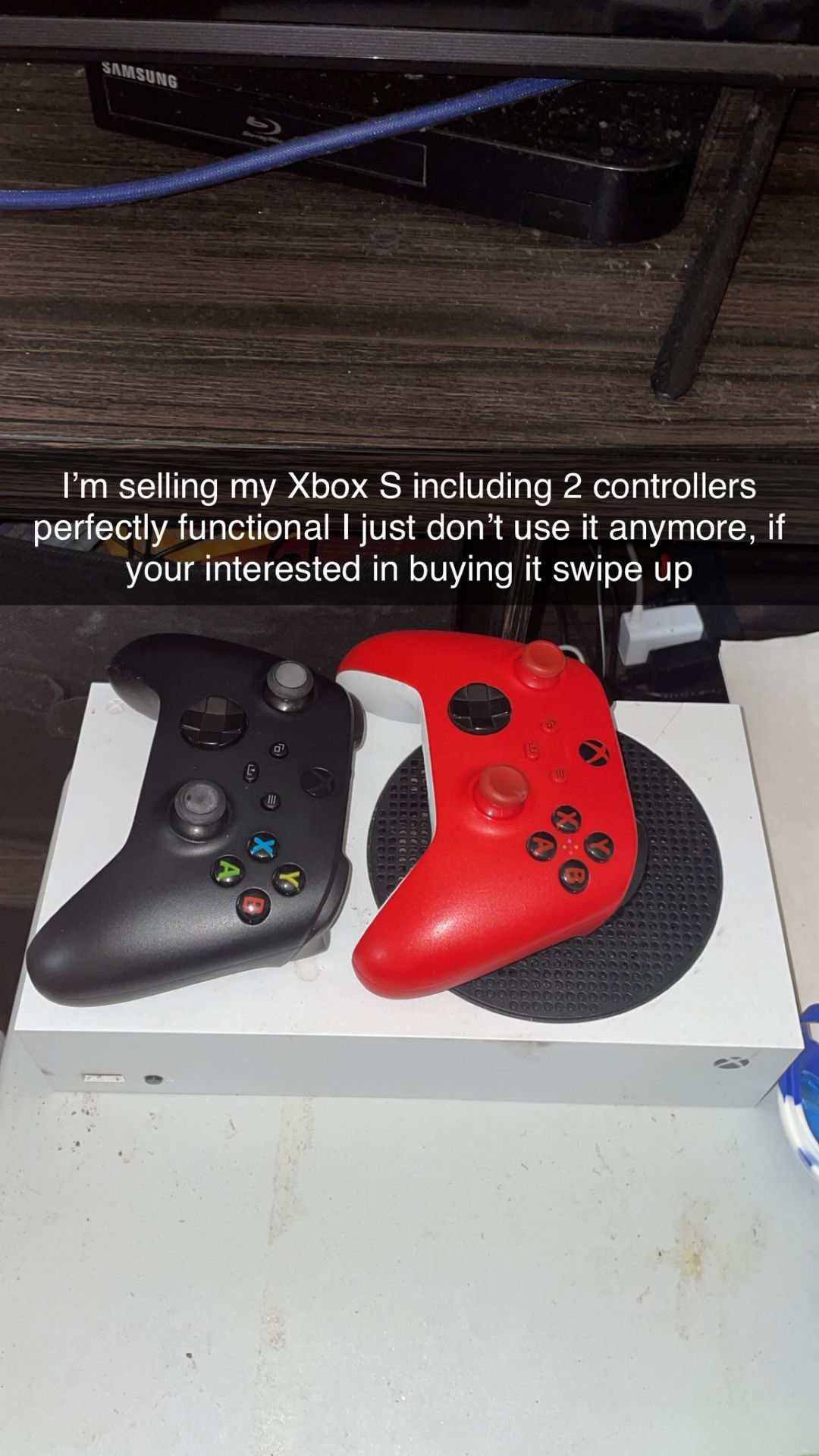 Xbox S & 2 Controllers