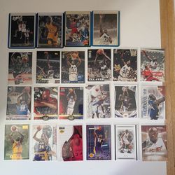 Shaquille O'Neal card lot featuring rookie cards 