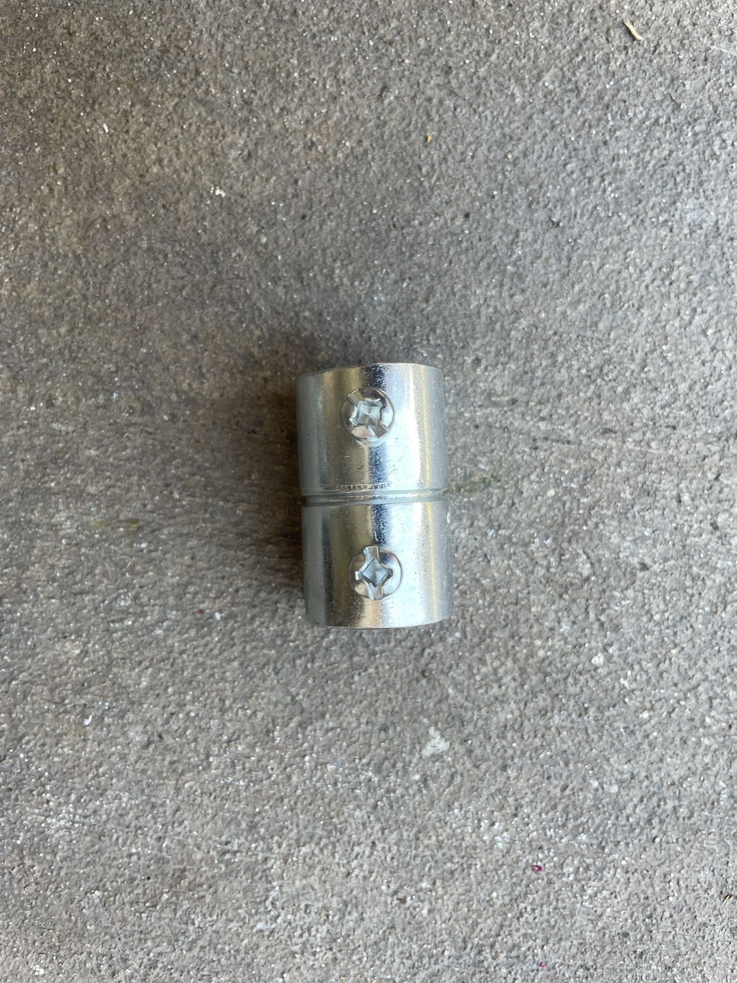 3/4 Steel set screw coupling for steel conduit 25 set