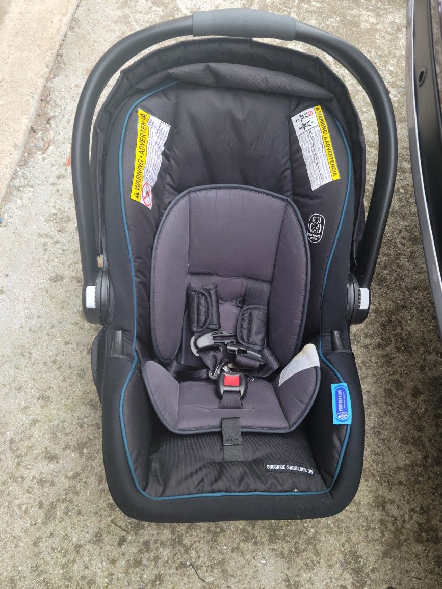 Excellent Condition Child Car Seat $35