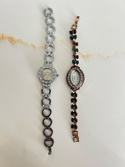 2 vintage woman each together