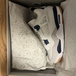 Jordan 4 Nike SB Navy 