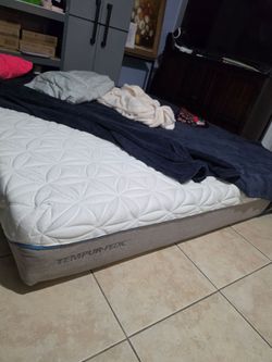Tempurpedic king size mattress