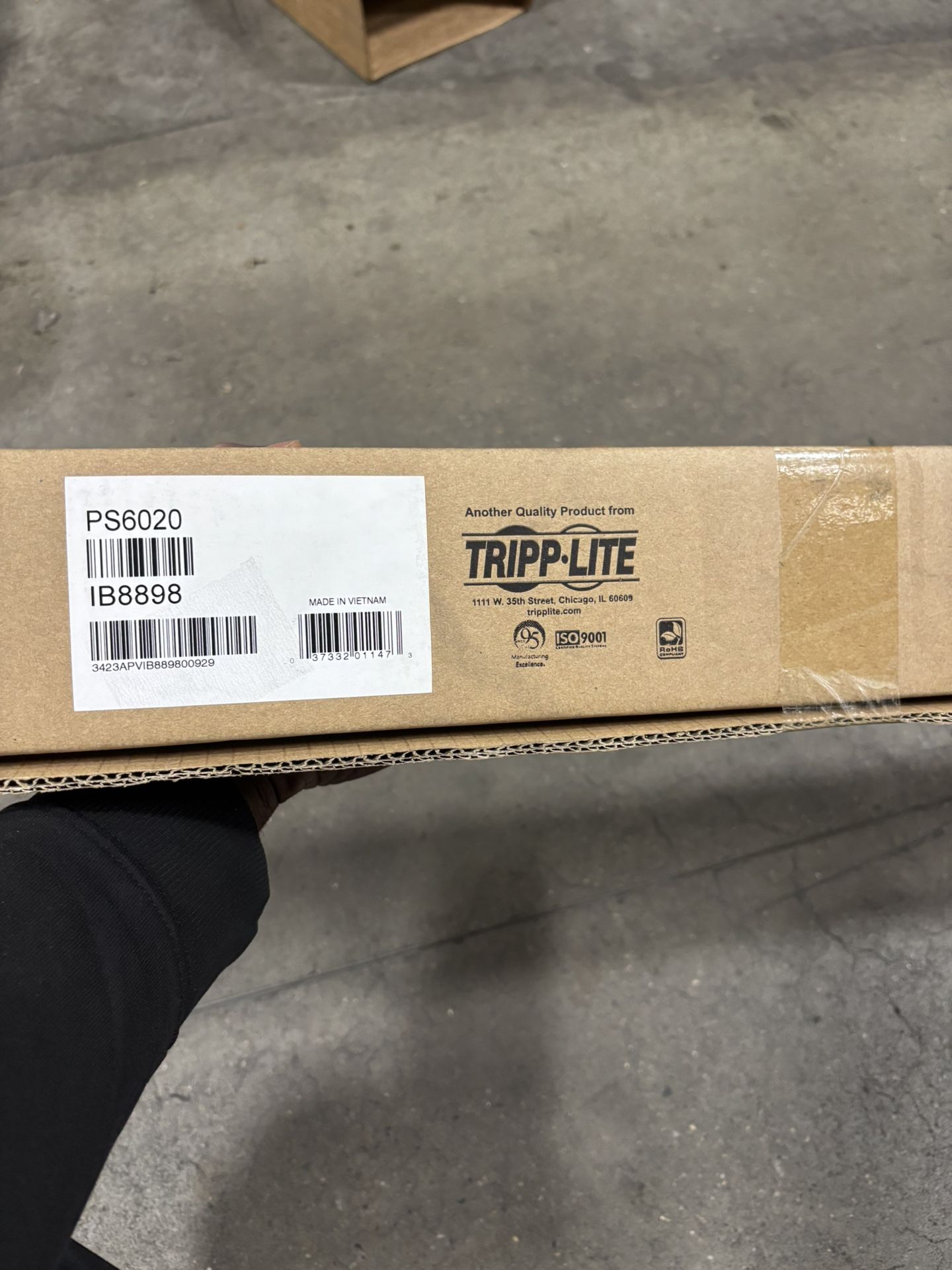 20-Outlet Vertical 120-Volt Power Strip