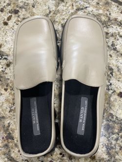 Wanted Shoe Size 8