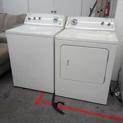 Whirlpool washer and dryer set