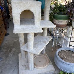 Gorgeous Cat Tree