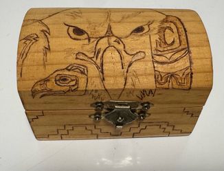 Hand Carved Wooden Treasure Trinket Jewelry Box Eagle Design Small Keepsake Box