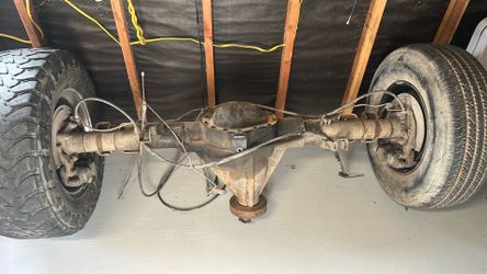 Heavy duty axle
