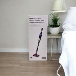 6451328 Dyson Omni Glide cordless vacuum with 3 accessories 