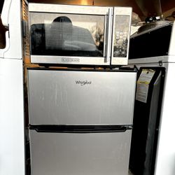 minifridge + microwave || sold together or separately 