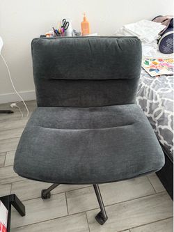 Office chair.  Super comfy.  Like new