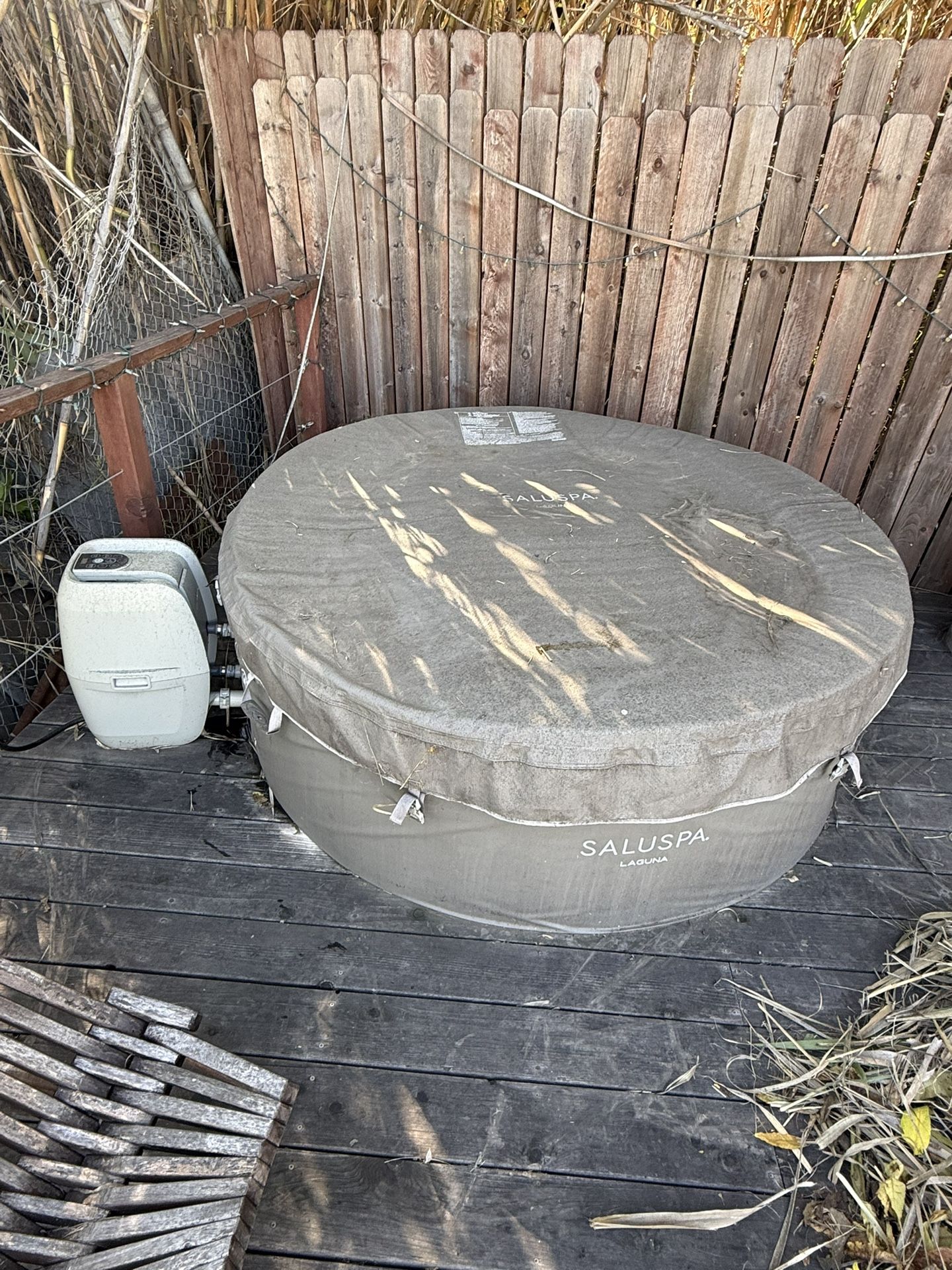 Saluspa Laguna Hot Tub