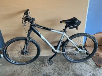 Iron Horse Aluminum Mountain Bike – 17.5” Frame – Trail Ready