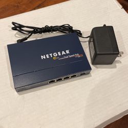 Netgear DS104 - 4 Port Switch - Used