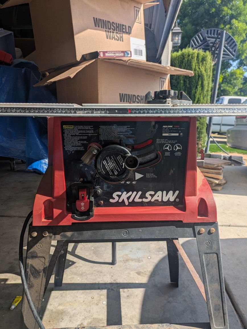 SKlLSAW 3305 Table Saw