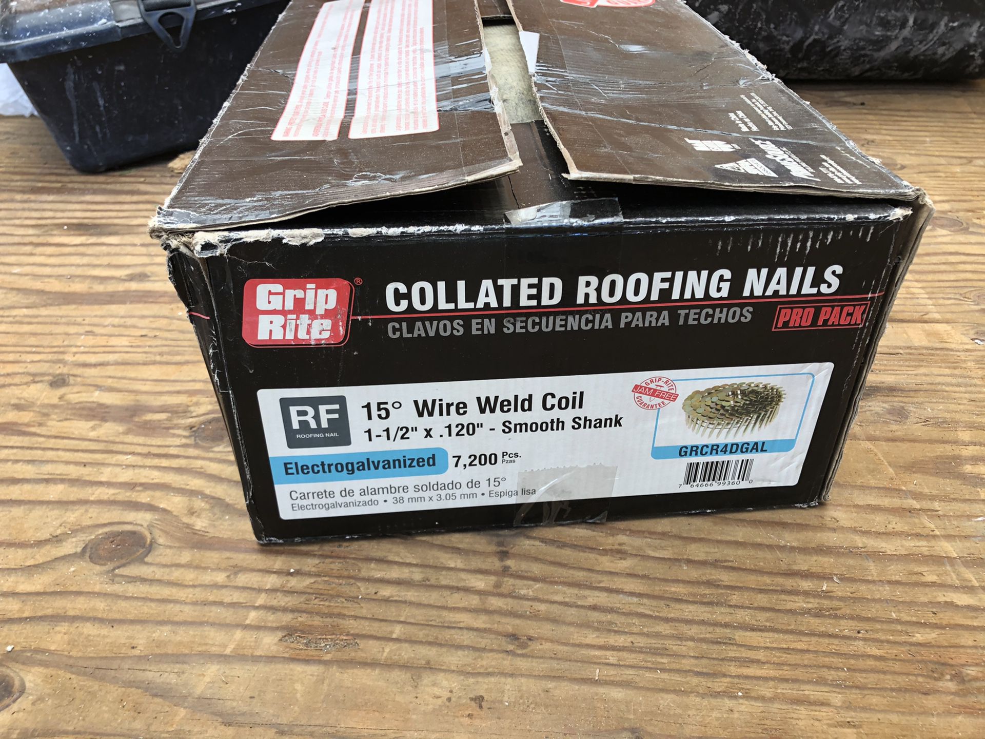 Collated roofing nails