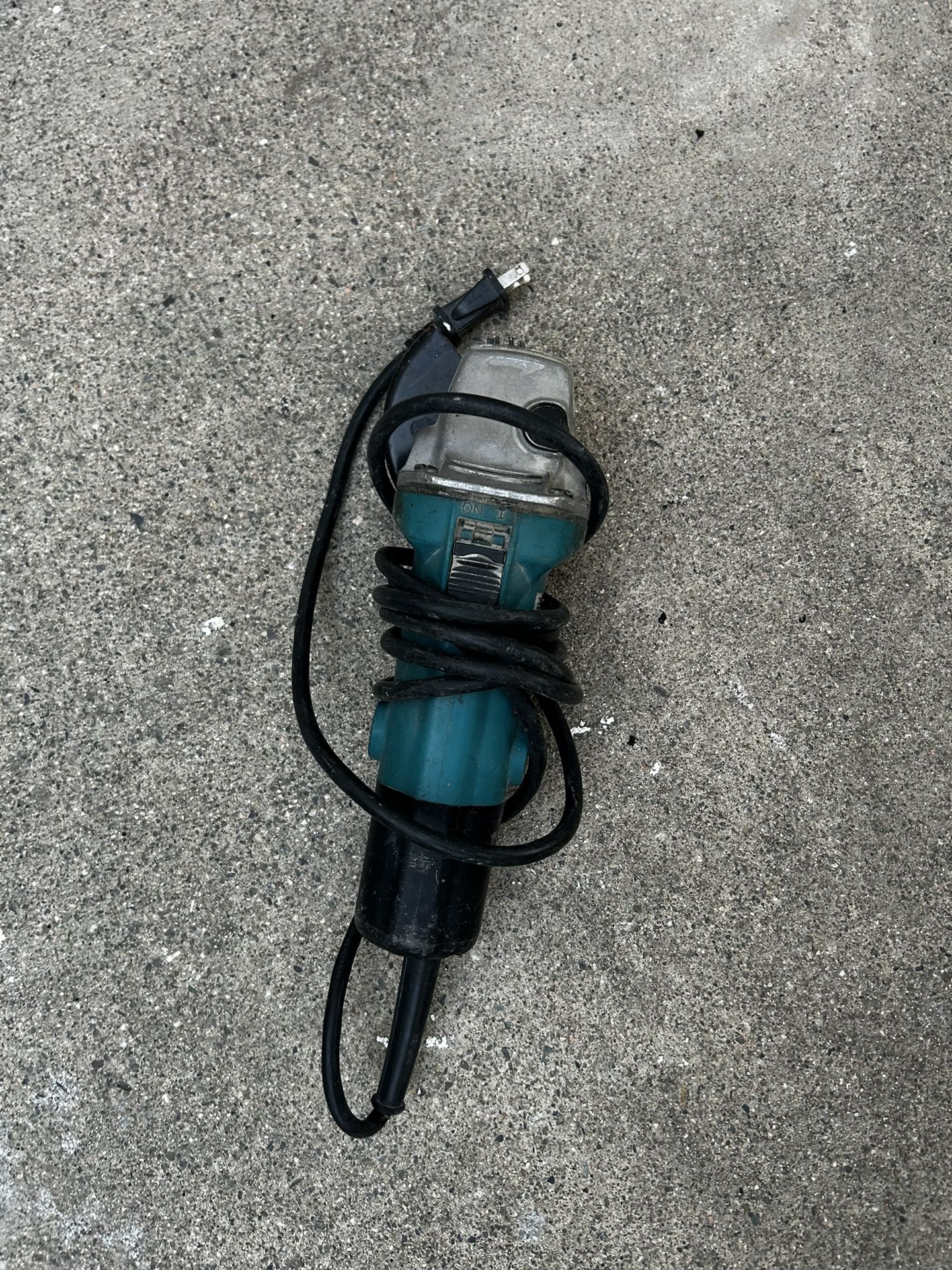 Makita Grinder