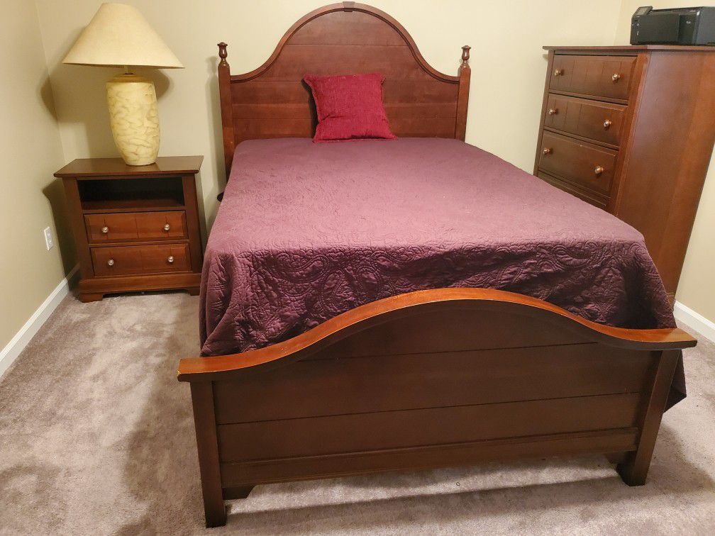 Solid wood full size bedroom ( lowest price I'm going)