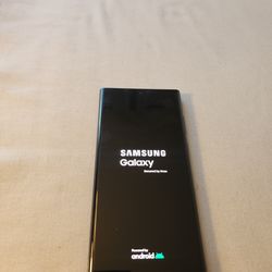Samsung Galaxy S22 Ultra 5G UNLOCKED - Dark Green