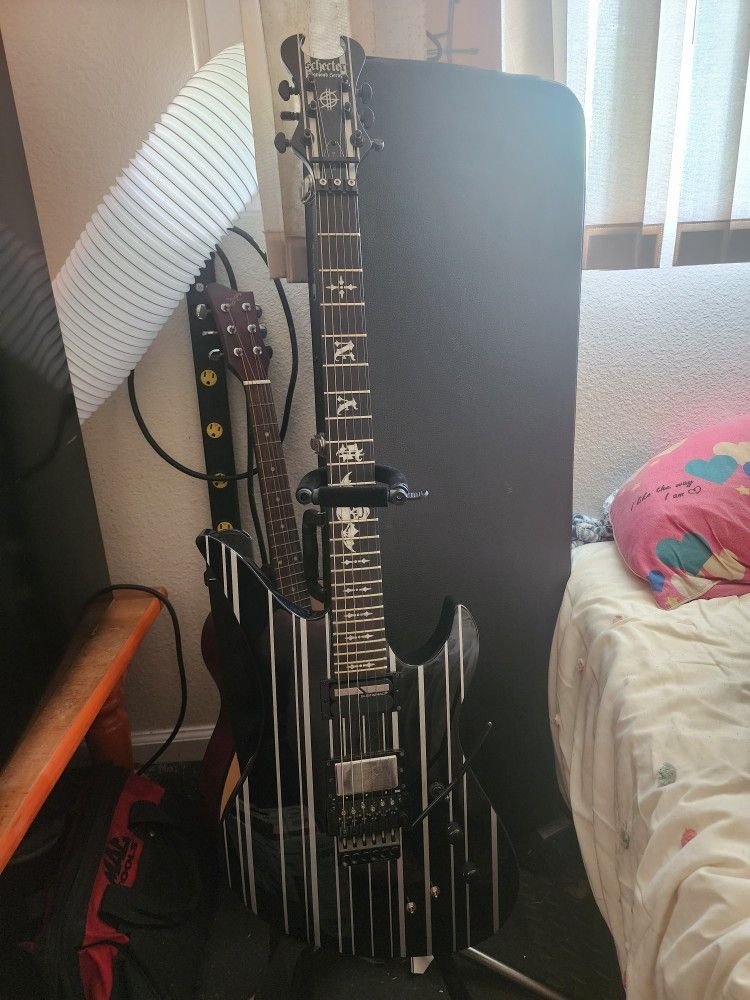 Synyster Gates Custom With Sustainiac Electric Guitar