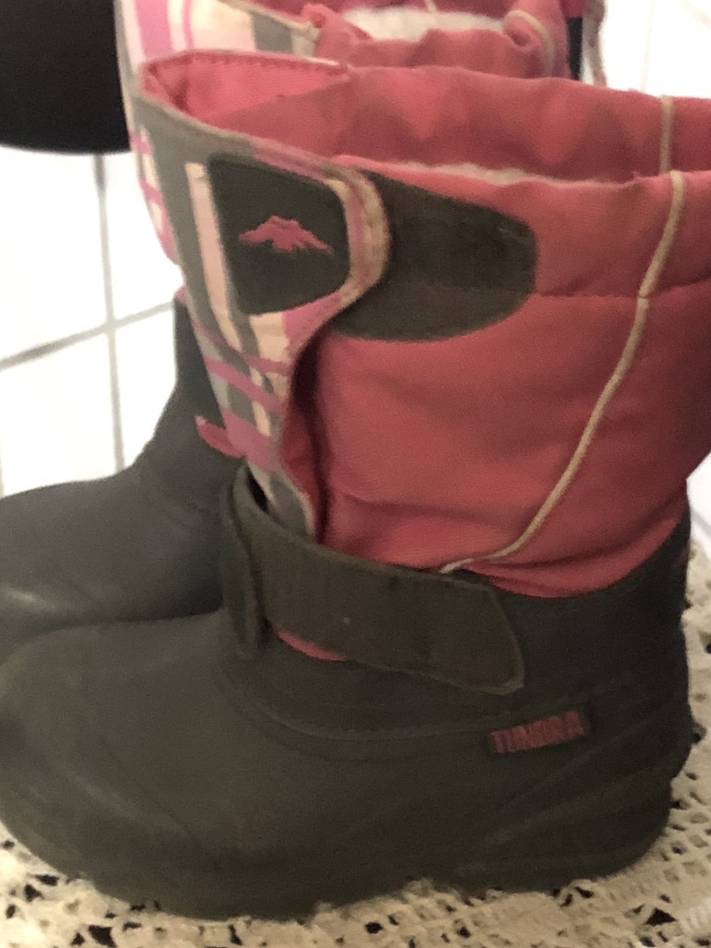 Girls Insulated Snow Boots