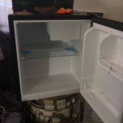 Mini Fridges 