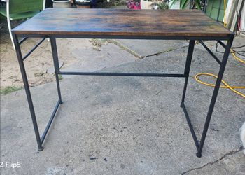 Entrance Table