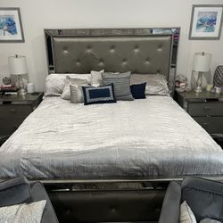 Master Bedroom Set (King) 