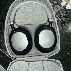 Sony - WH1000XM5 Wireless Noise-Canceling Headphones