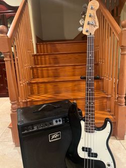 Fender MIM Precision Bass w/ Peavey Max Bass Amp