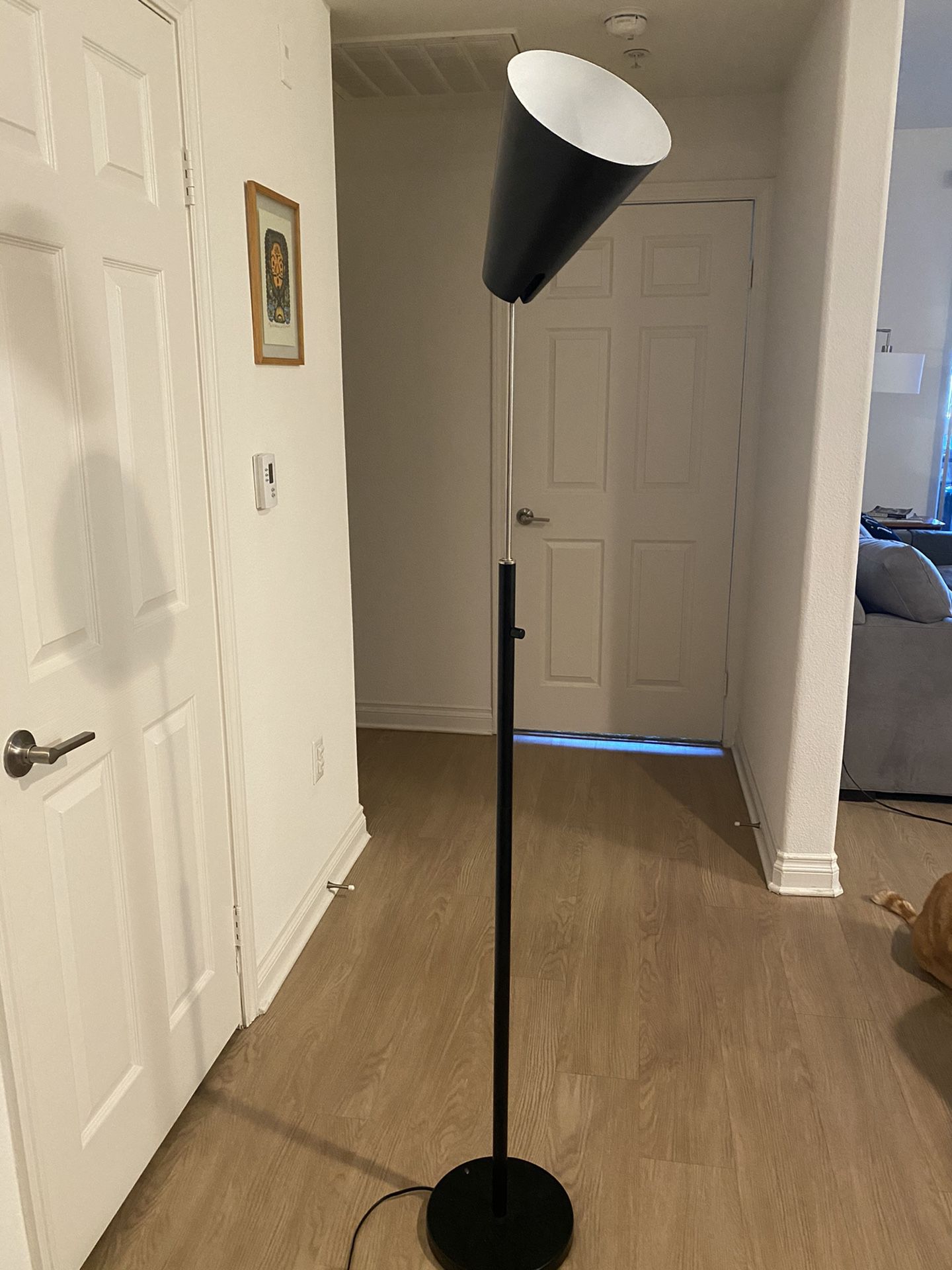 Floor lamp LED with dimer