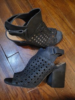 Open Toe Black Heel Sandal 8.5
