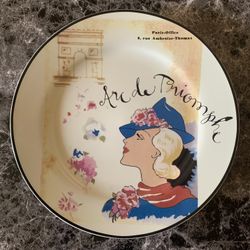 🎁Parisian Lady Decorative Plate🎁