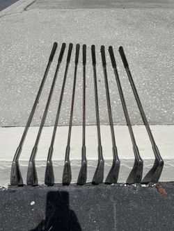 Wilson golf clubs 2-PW