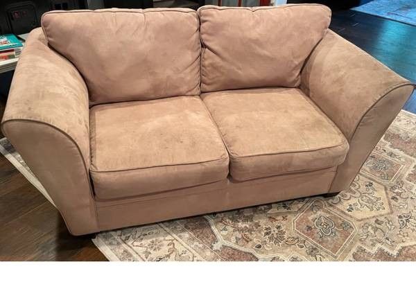 Bauhaus two-seat loveseat couch