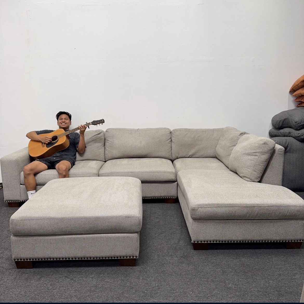 Costco Thomasville Sectional Couch in Light Gray with Ottoman - Can Deliver