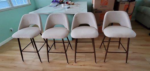 Barstools set of 4