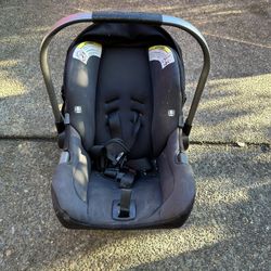 Nuna Pipa Infant car seat