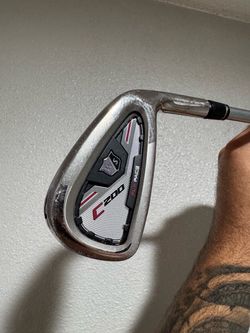 Wilson Staff Right Handed C200 FLX FACE 4 Iron on Graphite Shaft and Lamkin Grip
