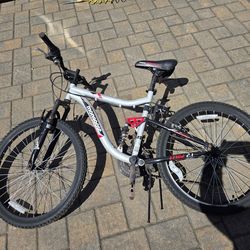 24" mongoose Mountain bike
