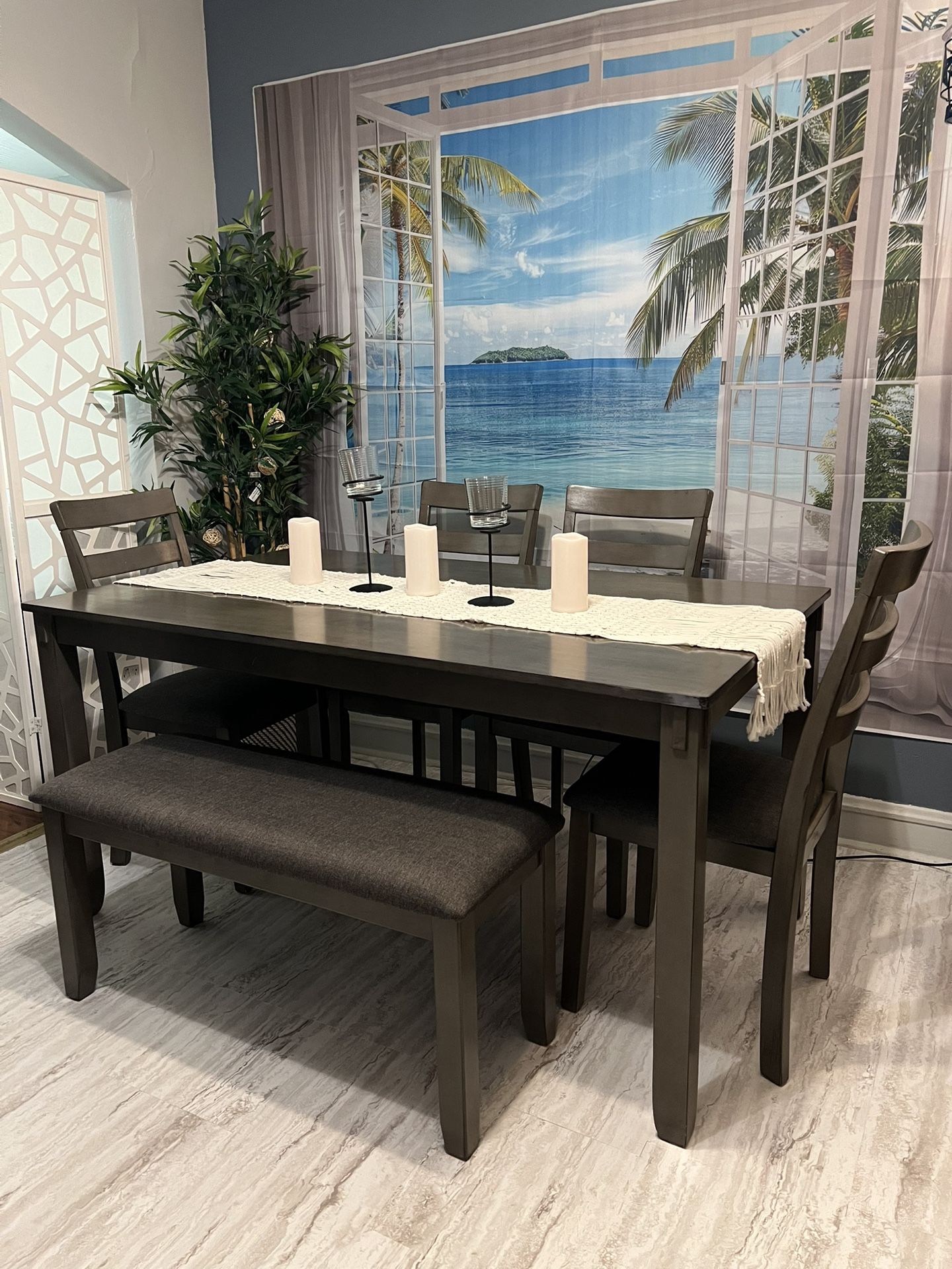 Nice Dining Set Good Condition! Table With 4 Chairs and Bench.Table has Some marks.I Can Deliver