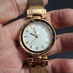 Ladies Genuine Diamong Rose Goldtone Watch Opalescent Dial W/A Small Diamong As The 12, Matching Rose Goldtone Bracelet, New Battery-SEE DESCRIPTION