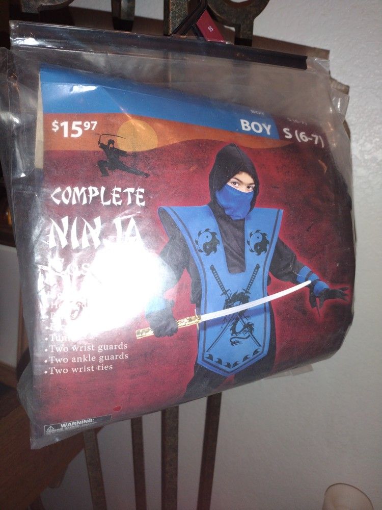 New Complete Ninja Boys Costume Size Small (6-7)